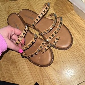 Cushionaire women’s sandals